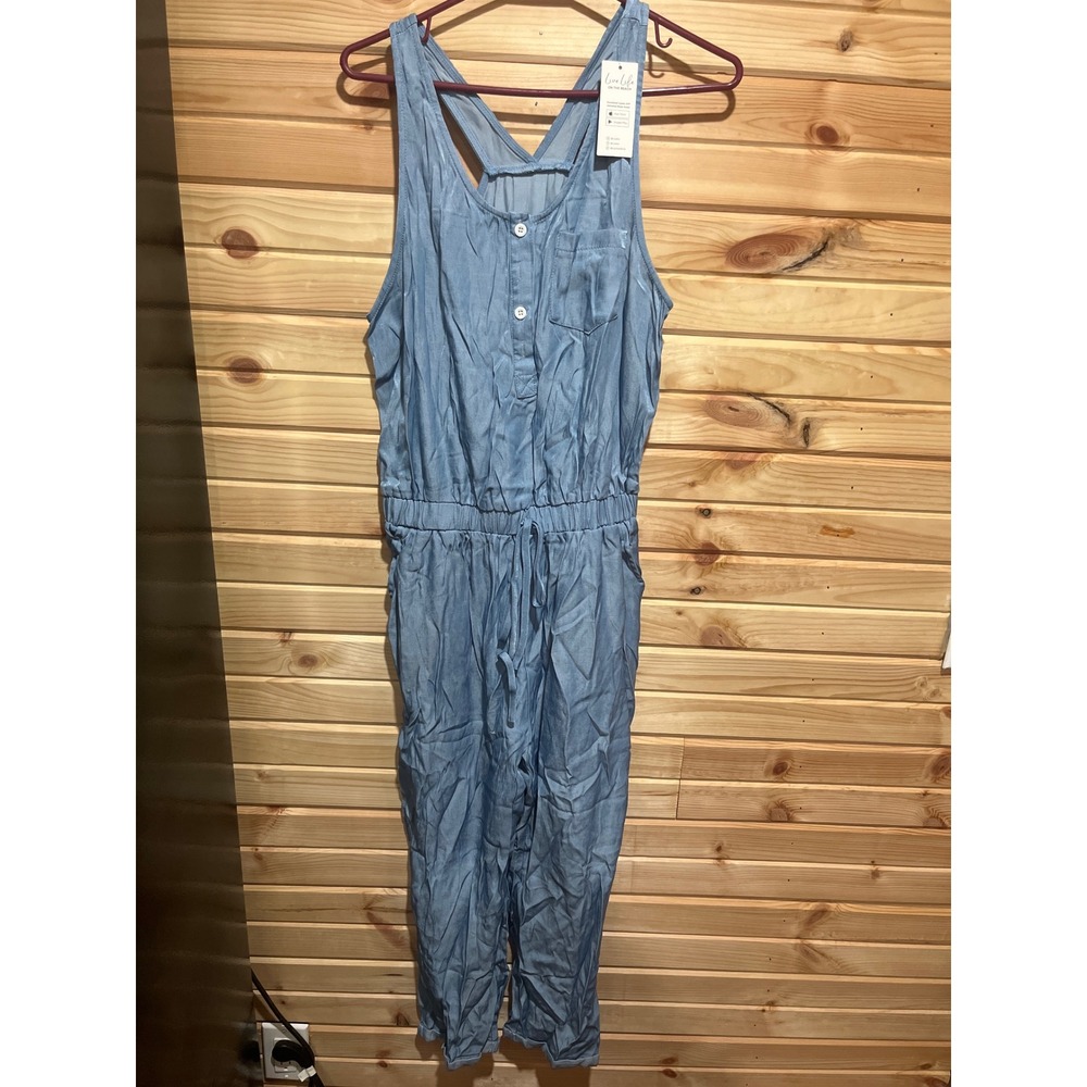 Cupshe Light Blue Chambray Sleeveless Jumpsuit Button Front Racerback Medium NWT